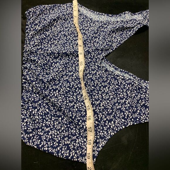 Shein Cute Floral Snap Shirt - Picture 12 of 12